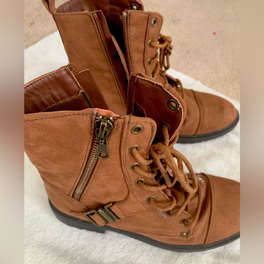 Just Fab boots